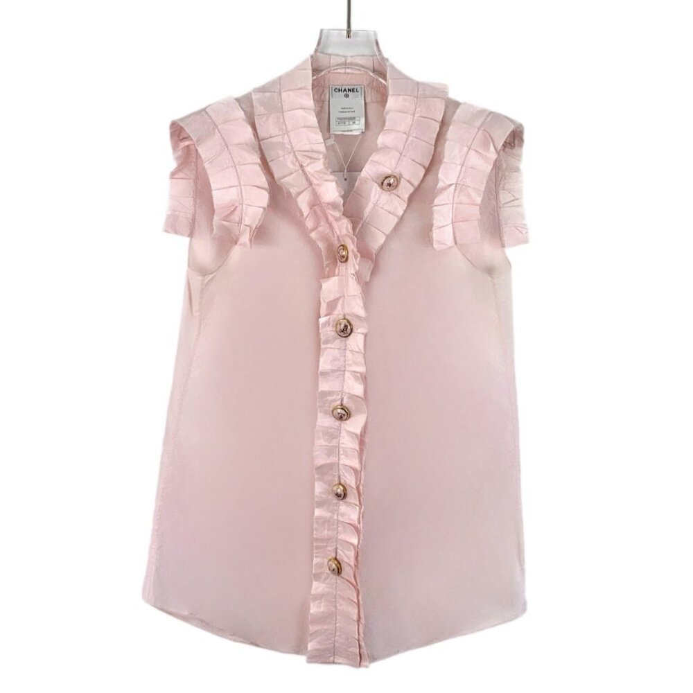 Chanel Pink silk sleeveless shirt